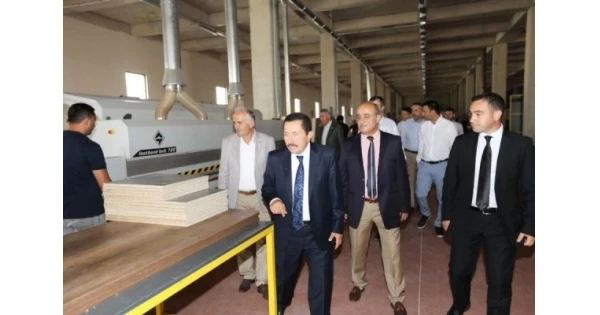Devlet Erkanı Adapazarı Fabrikamıza Ziyarette Bulundu