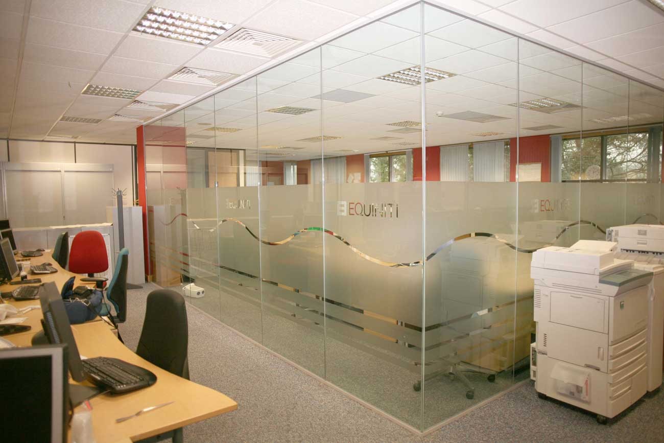 GLASS WALL PARTITION