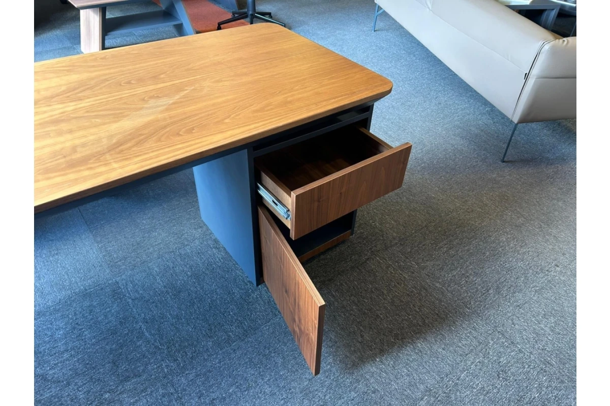 EKRU OFFICIAL TABLE - OUTLET - FACTORY OUTLET