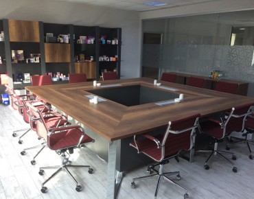 PROFOND WOOD BOARDROOM TABLE