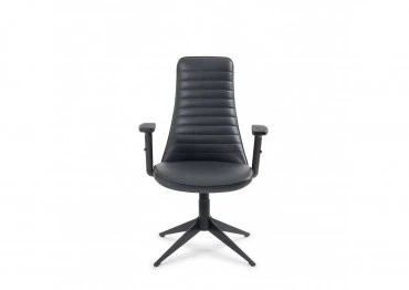 TOWER PLUS GUEST CHAIR