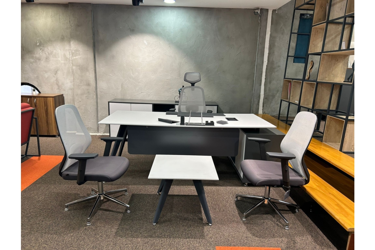 TARSUS ETEJERLİ ÇALIŞMA - OUTLET - MODOKO MERKEZ