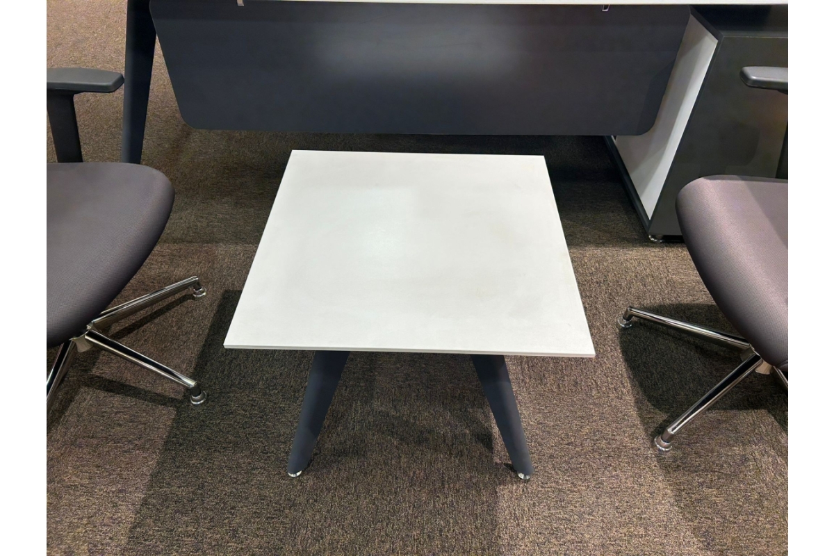 TARSUS ETEJERLİ ÇALIŞMA - OUTLET - MODOKO MERKEZ