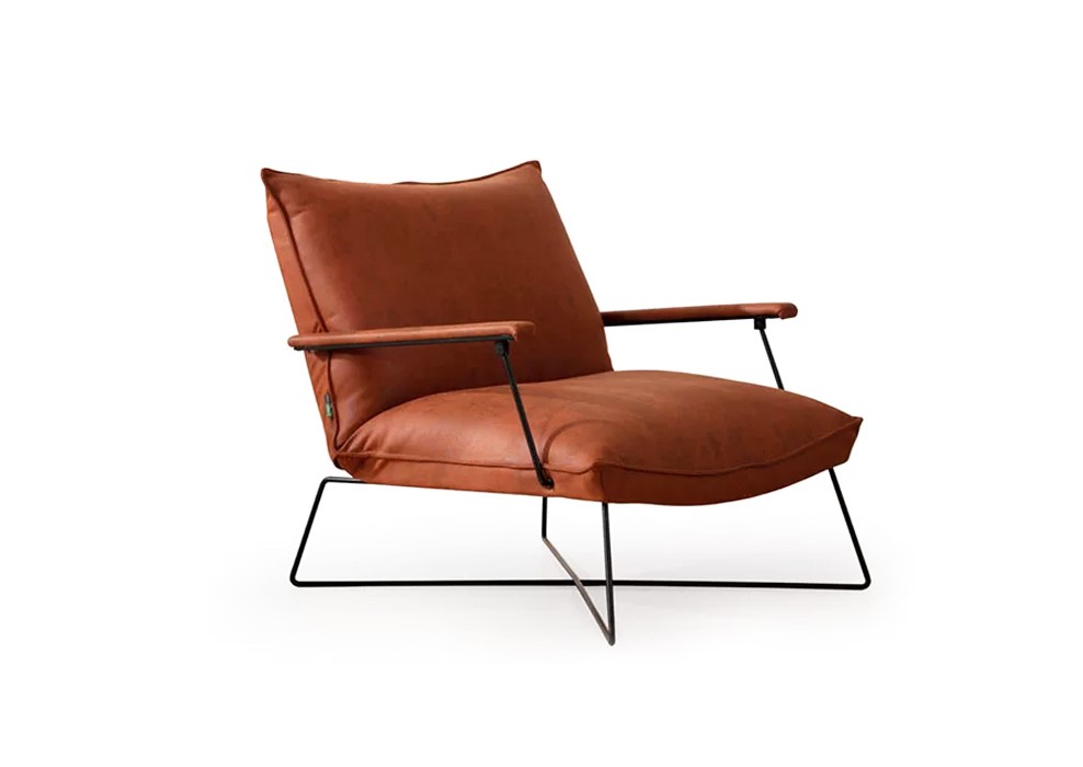 WOLKA ARMCHAIR