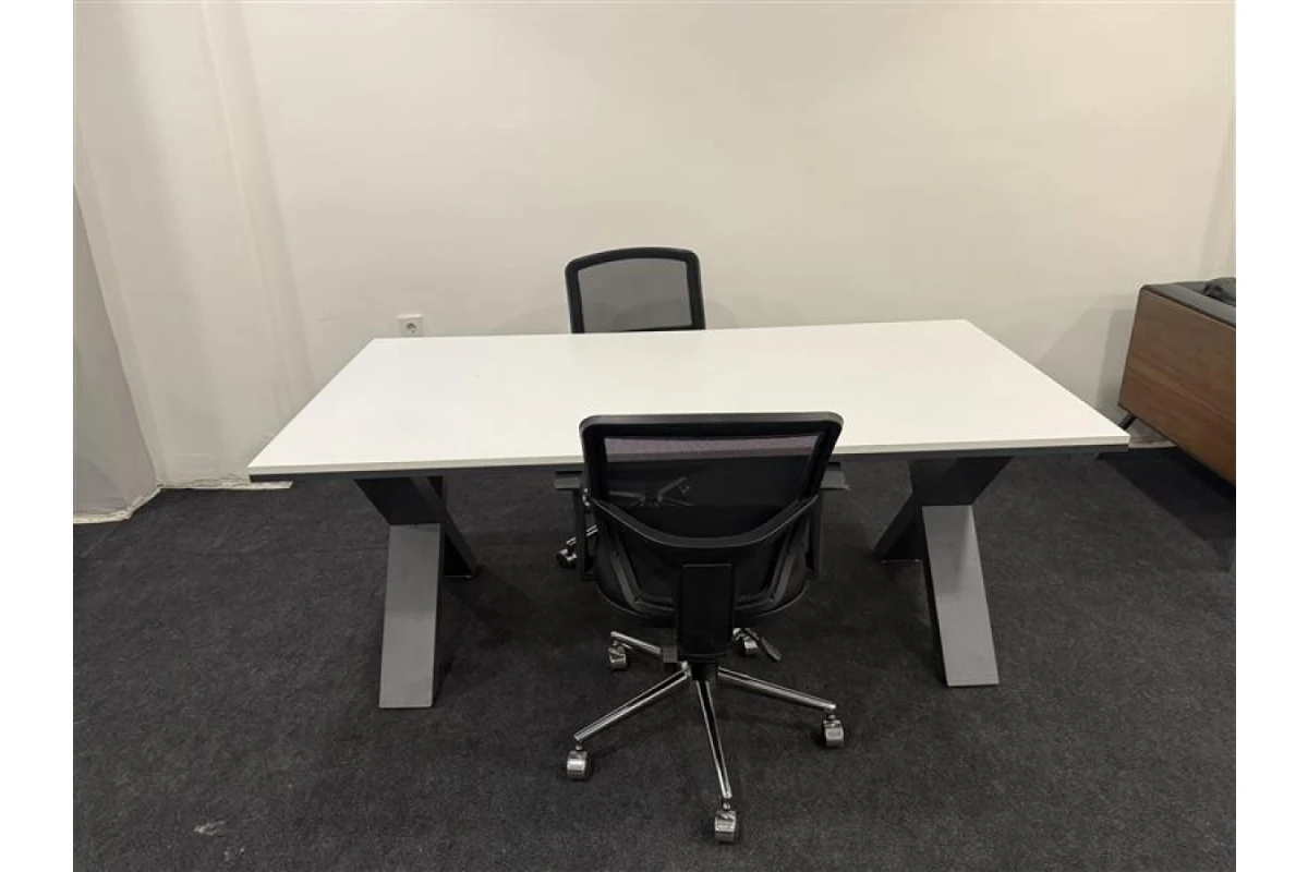 X Toplantı Masası - Outlet - Ankara